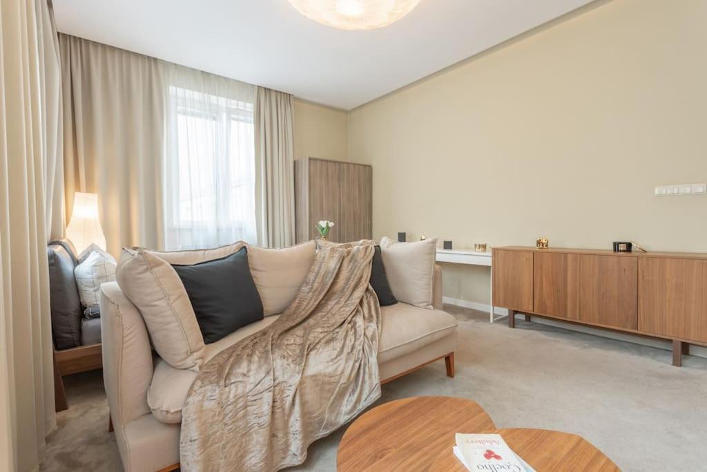 Close-Urban Chic - City Center - Studio Apartment - Plac Konstytucji Varsovia Exterior foto