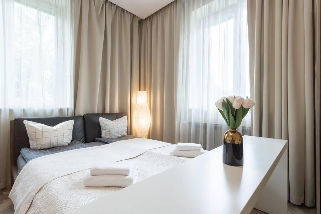 Close-Urban Chic - City Center - Studio Apartment - Plac Konstytucji Varsovia Exterior foto